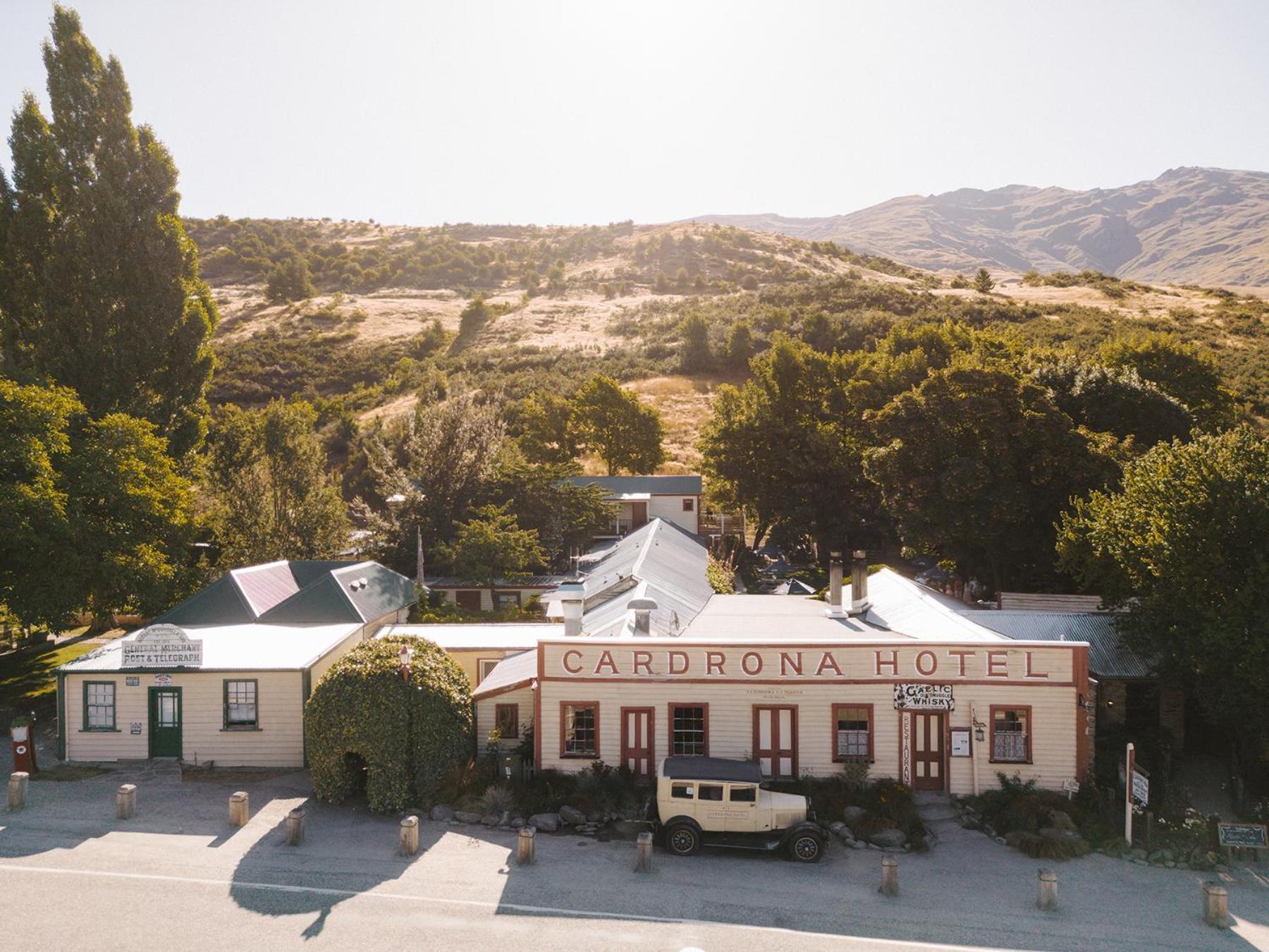 Cardrona Hotel Exteriör bild