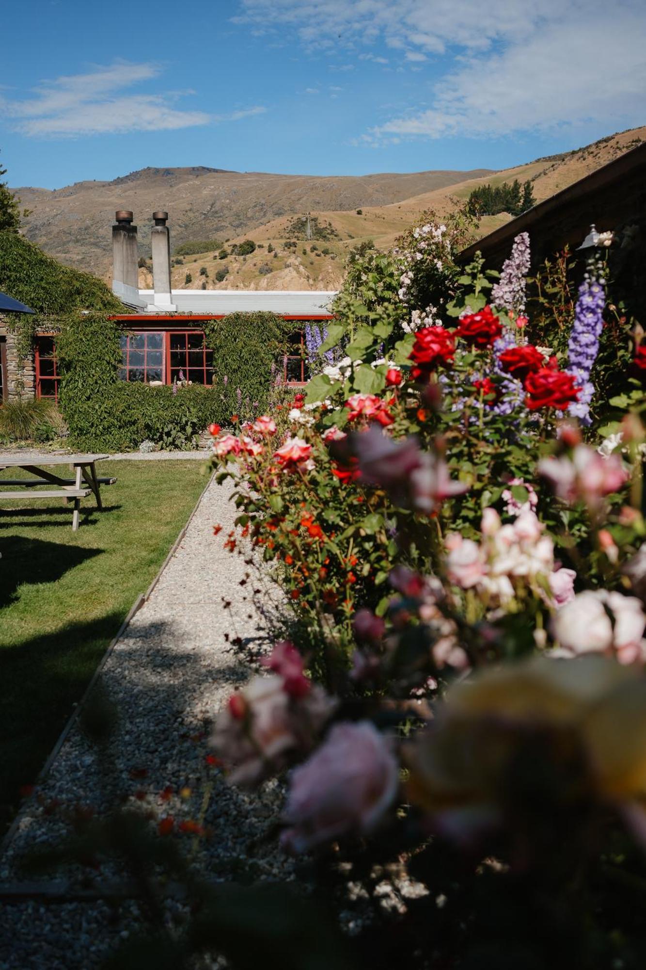 Cardrona Hotel Exteriör bild