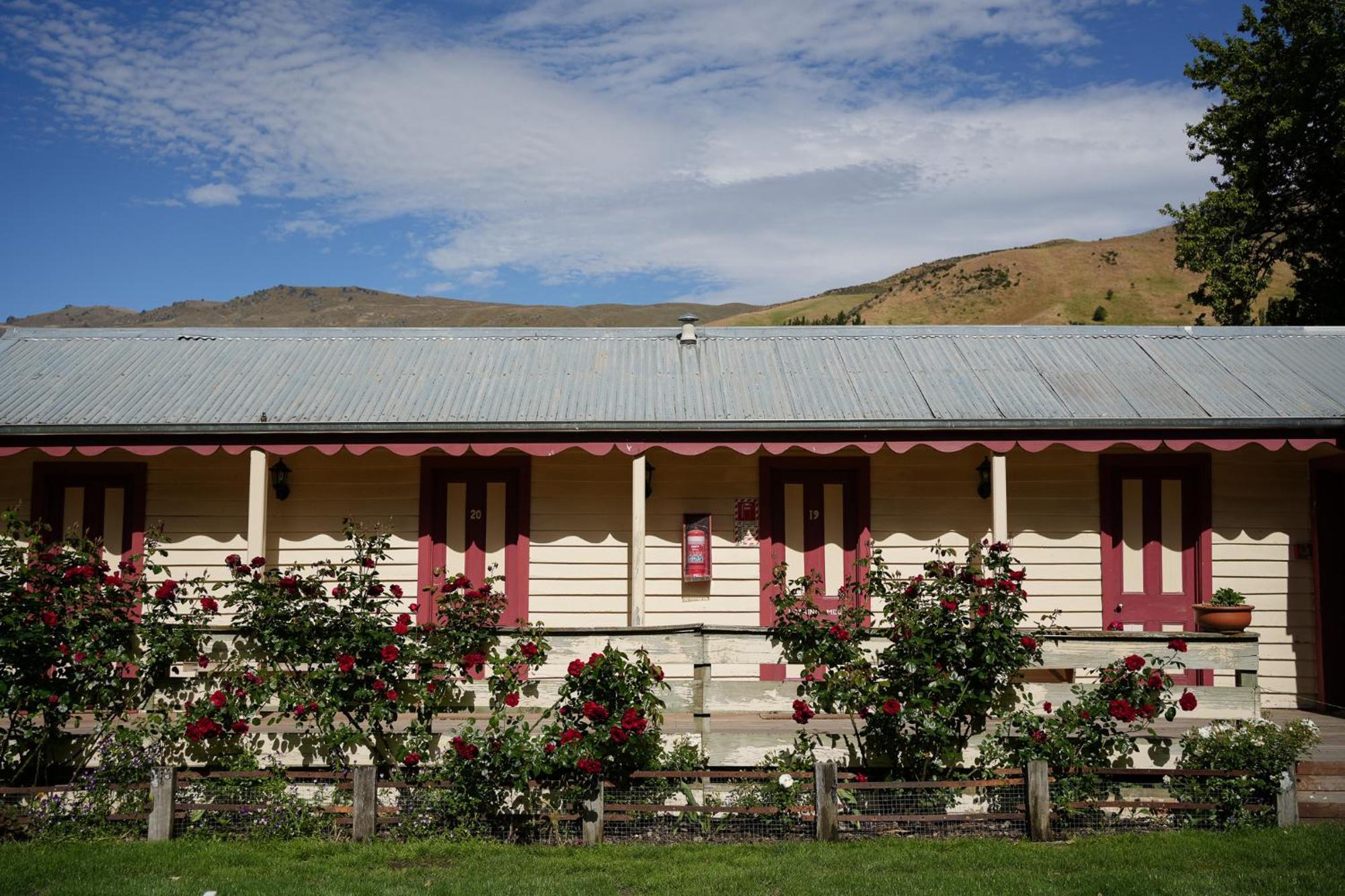 Cardrona Hotel Exteriör bild